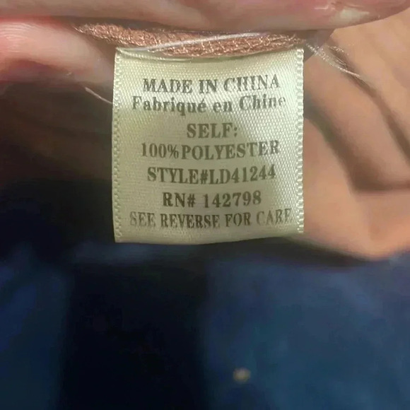 Love Riche Dress - Picture 4 of 4